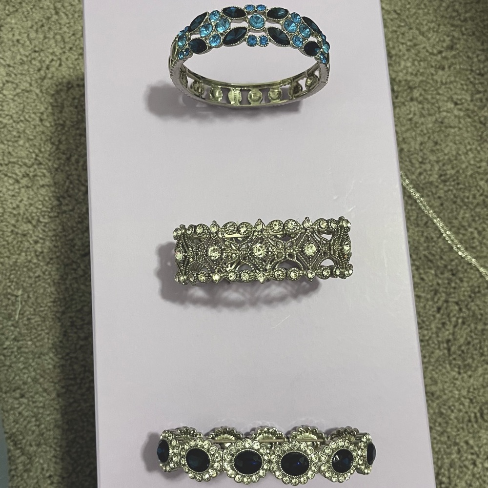 Kohls Bracelet Bundle!! Navy Blue and Silver